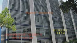 上海世袭建筑科技工程主营电动遮阳百叶系统、外墙铝合金百叶系统、手动开窗机系统、电动开窗机系统、百叶智能化控制系统、智能电动窗控制系统、智能楼宇控制系统、消防排烟窗控制系统的设计、生产制造、产品批发零售、工程施工、技术服务等。
